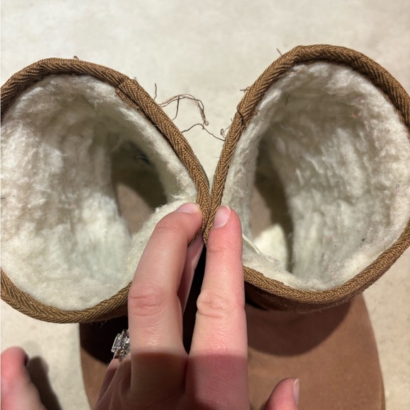 EMU Brown Suede Boots with White wool Lining - Picture 5 of 5